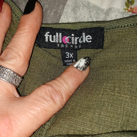 Shirt - Picture 2 of 2